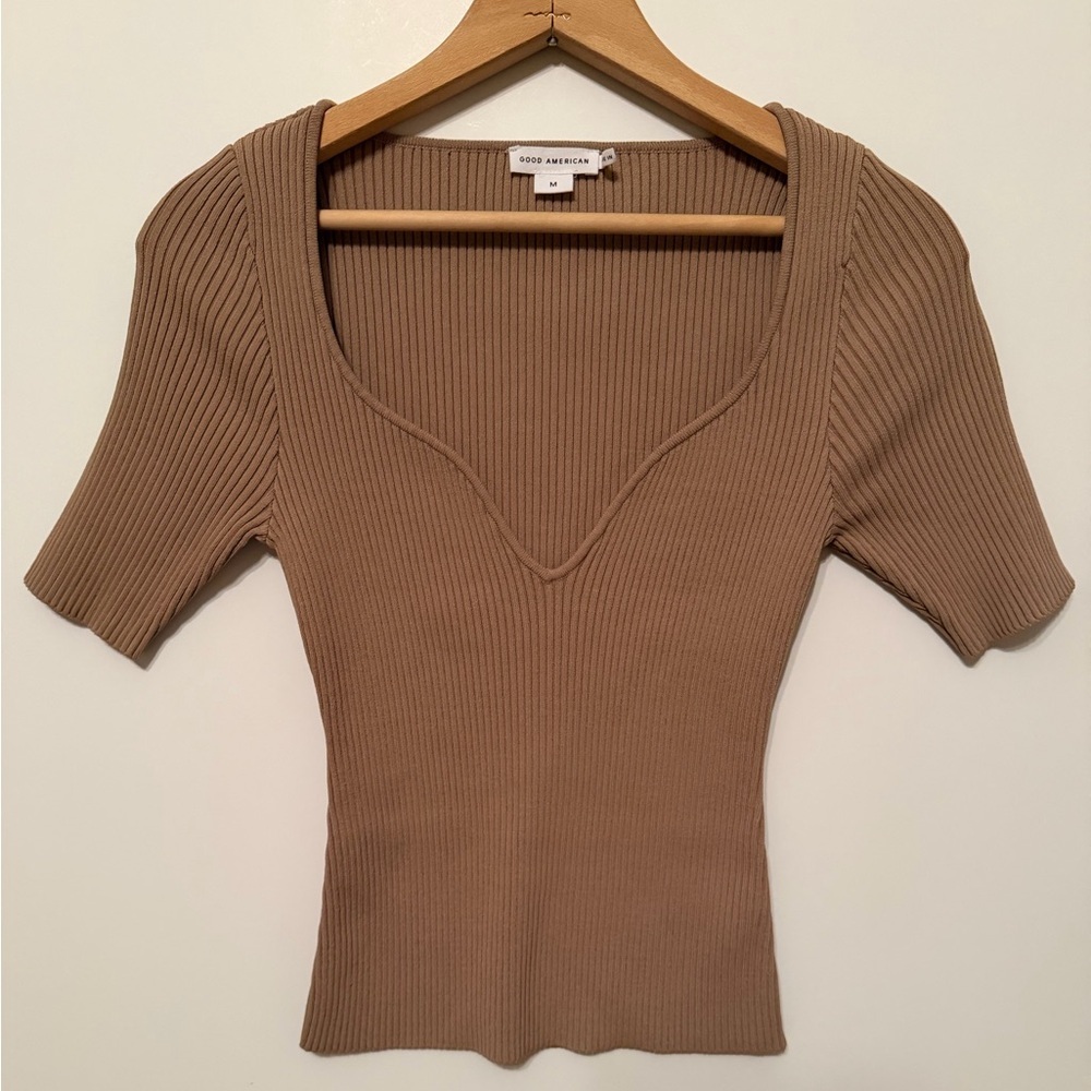 Good American Virgo ribbed top - Picture 3 of 7
